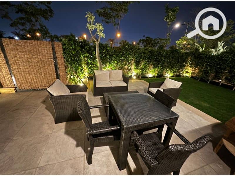 2 d423fc93-2160-42ef-8c53-b7d3c0effcf8. jpg