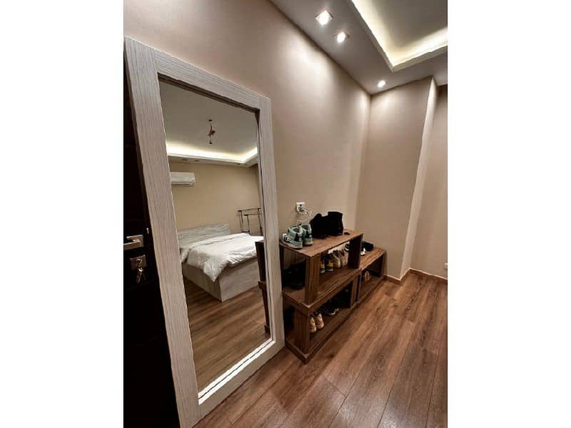 15 7571ec3d-d9cb-44b3-adab-137a928e73ad. jpg