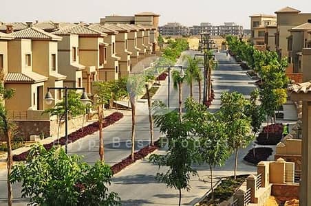 7 Bedroom Villa for Sale in New Cairo, Cairo - Katameya-Hills-Compound-2. jpg