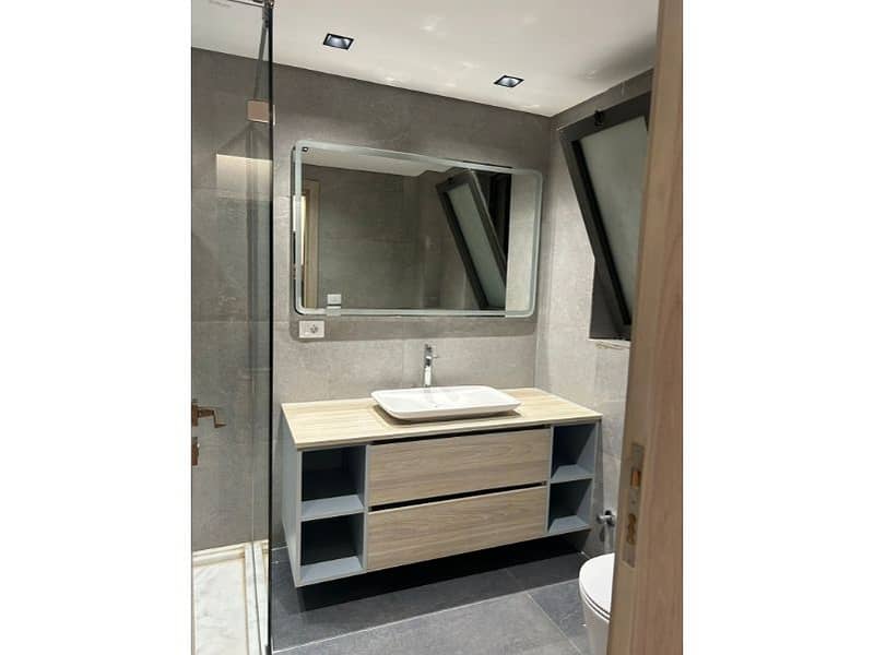 4 0c642170-3745-4dfa-a2a5-b1cae954f49b. jpg