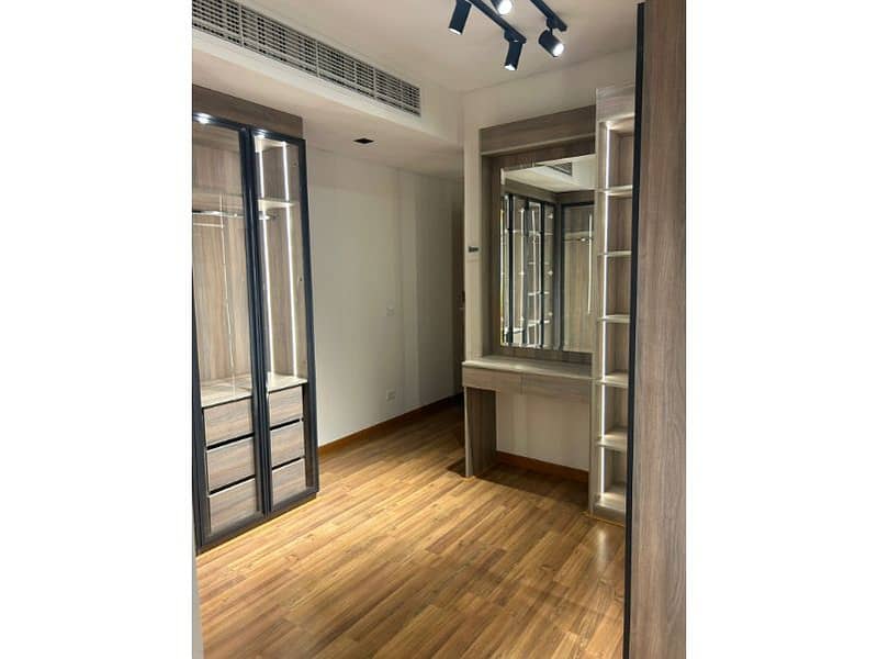 8 d8b5b0c6-5da2-4e89-9108-b42c26d8f7b7. jpg