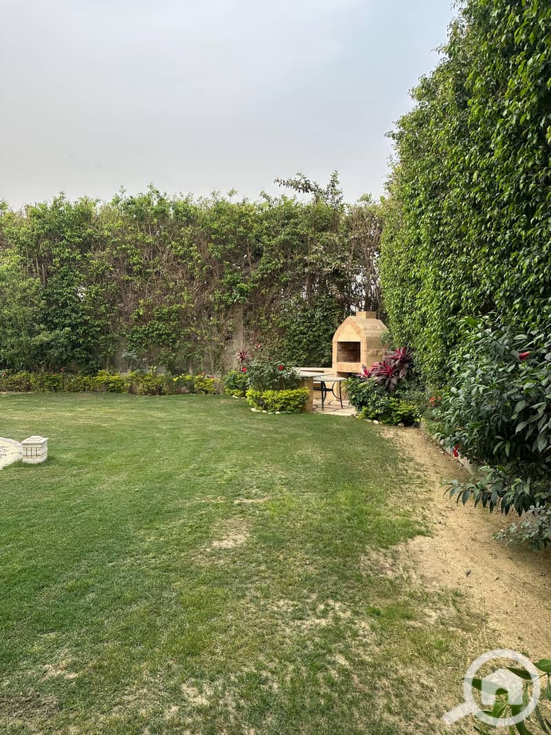 4 WhatsApp Image 2025-11-02 at 22.21. 25. jpeg