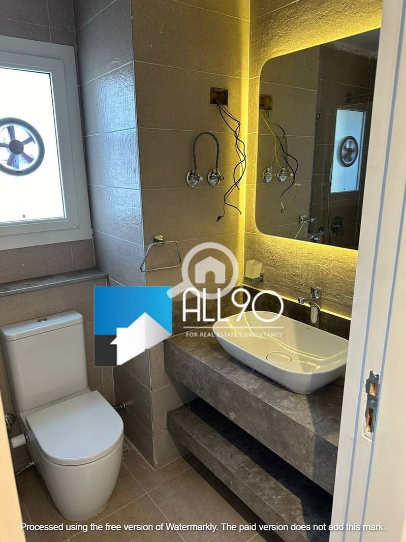 4 WhatsApp Image 2025-11-03 at 1.40. 52 PM (1). jpeg