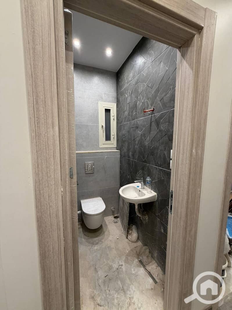 8 575090277_1176977337705560_5124836901865983571_n. jpg