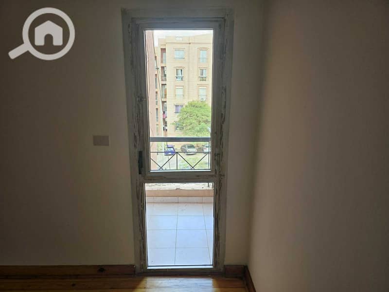 6 458e692d-e44f-41eb-84f8-ab22c5399d82. jpeg