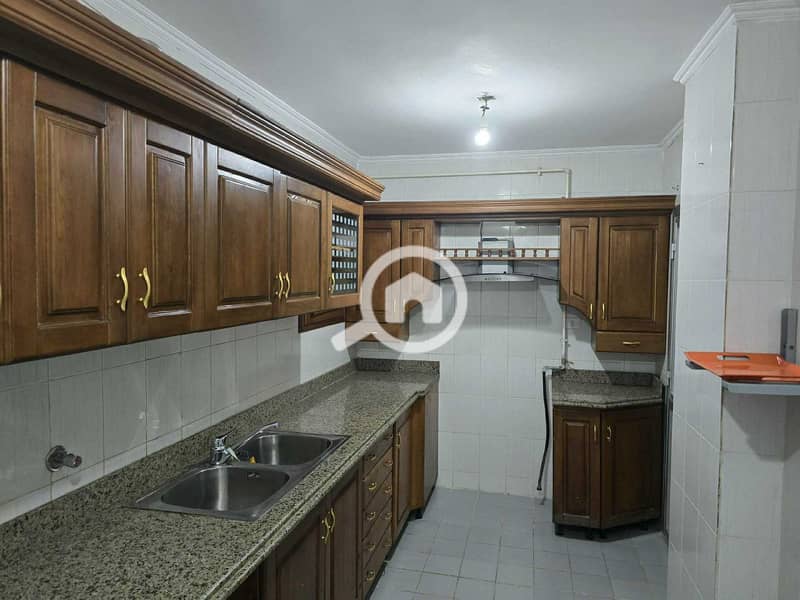 9 583733ab-2b54-4571-8176-1ffbbdfc1f7e. jpeg