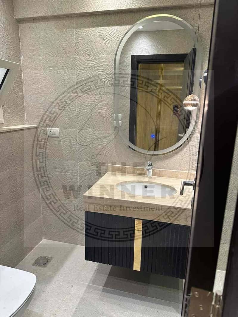 11 05939e6c-db9c-41dd-b60a-1a16cf3fdc65. jpg