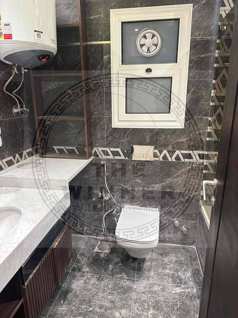 15 41da6668-5d9c-4c9b-b1a6-e08bc0b8f514. jpg