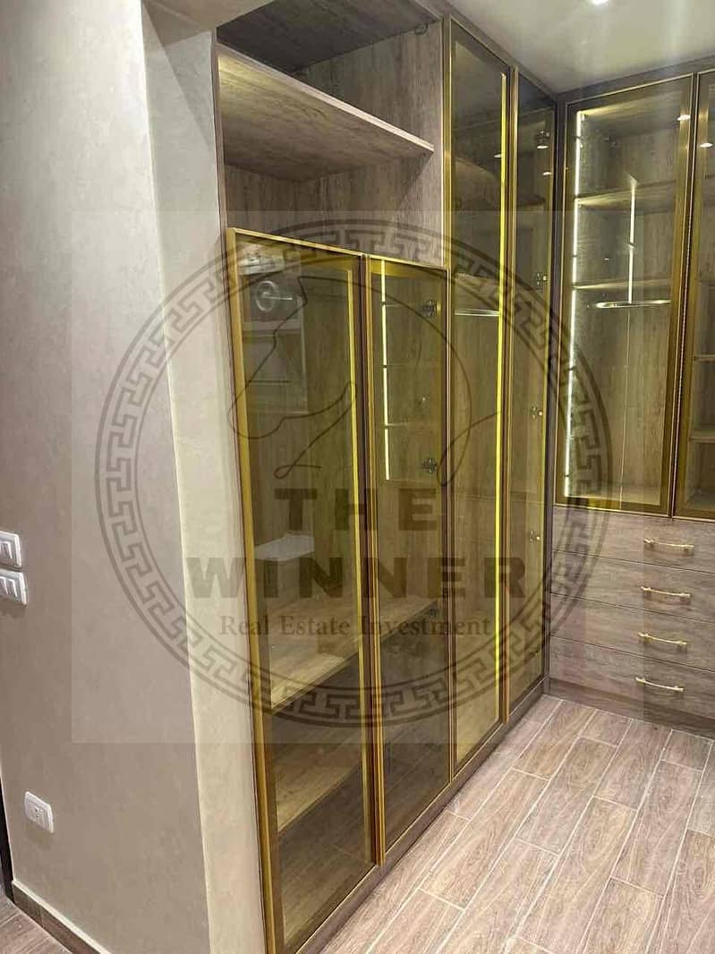 24 105bf8c2-f832-4158-a681-d10074071032. jpg