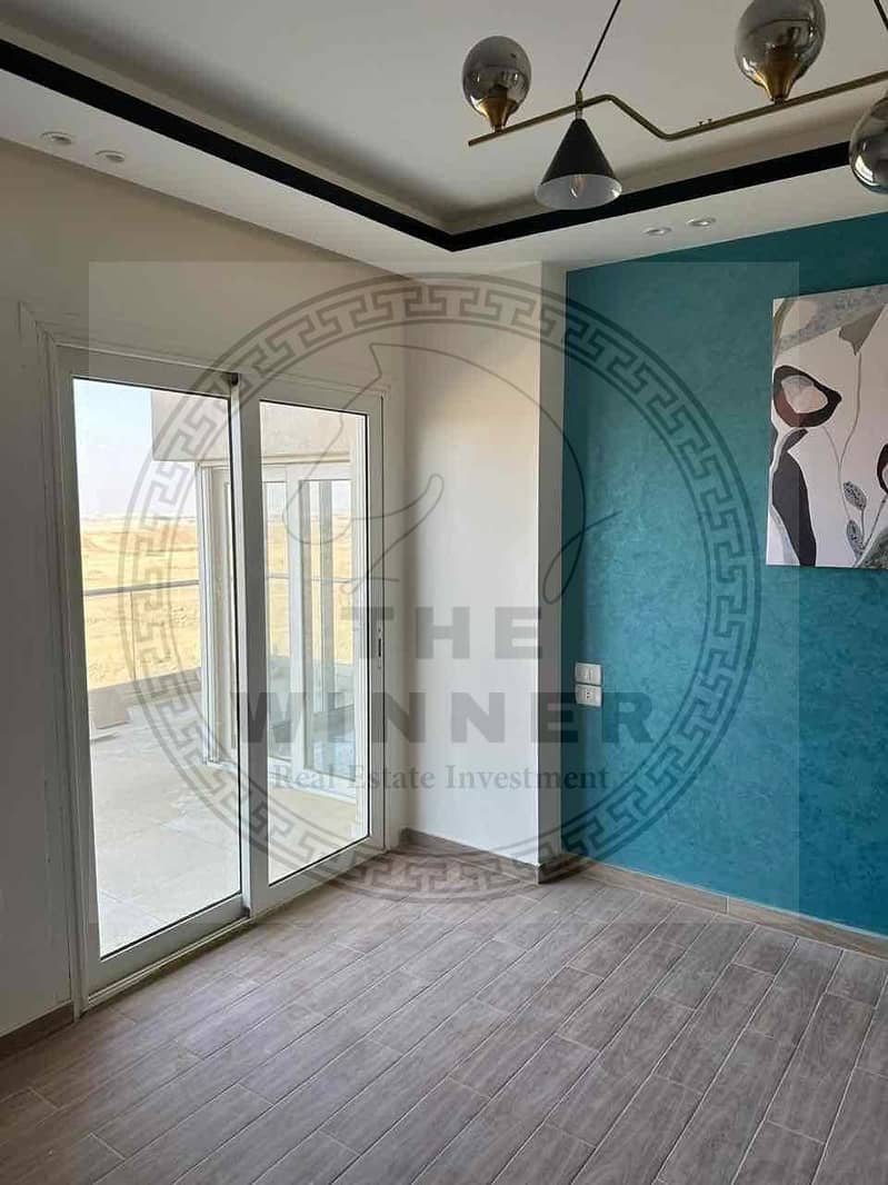 27 82dd9b42-4ae4-44ab-91ad-f986eb41a5db. jpg