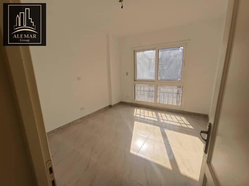 4 9f82f823-af3b-4356-ab69-f9524bc989a8. jpg