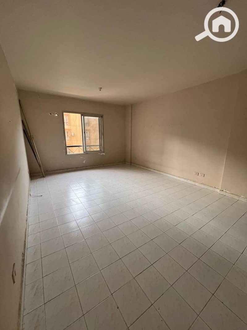 2 e61e13b3-b894-422b-b68d-330f2e3ae463. jpeg