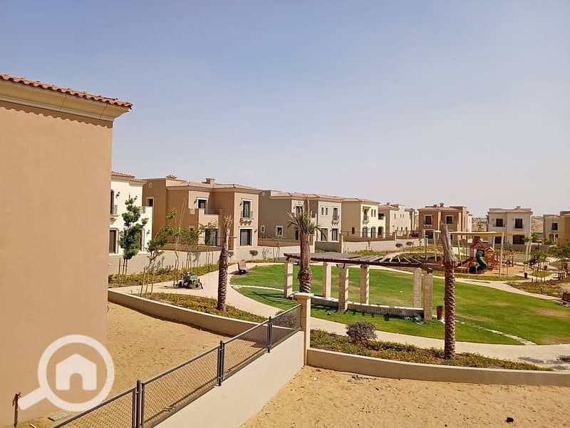 4 571555866_837764688696096_7552570983375967299_n. jpg