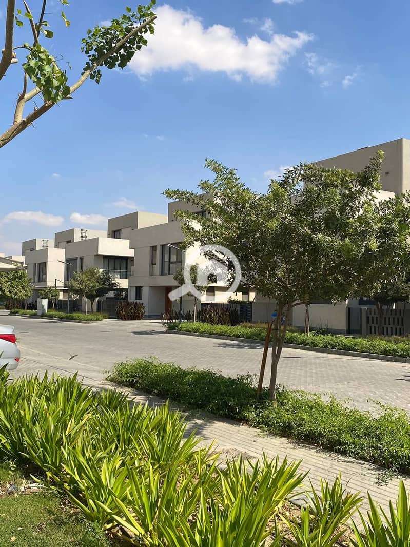 8 FB_IMG_1762185837286. jpg