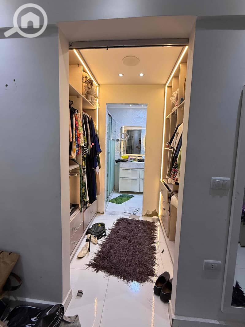 9 02b79b68-cecb-4fbb-aad8-b4e7d3887a1a. jpg