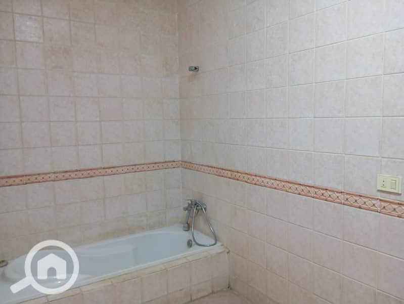 4 WhatsApp Image 2025-11-02 at 22.24. 57 (3). jpeg