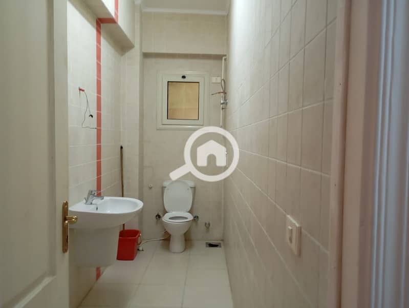 16 WhatsApp Image 2025-11-02 at 22.24. 56. jpeg