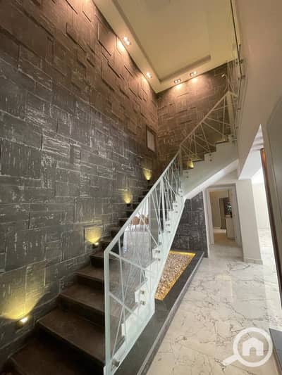 تاون هاوس 4 غرف نوم للبيع في القاهرة الجديدة، القاهرة - IMG-20251103-WA0444. jpg