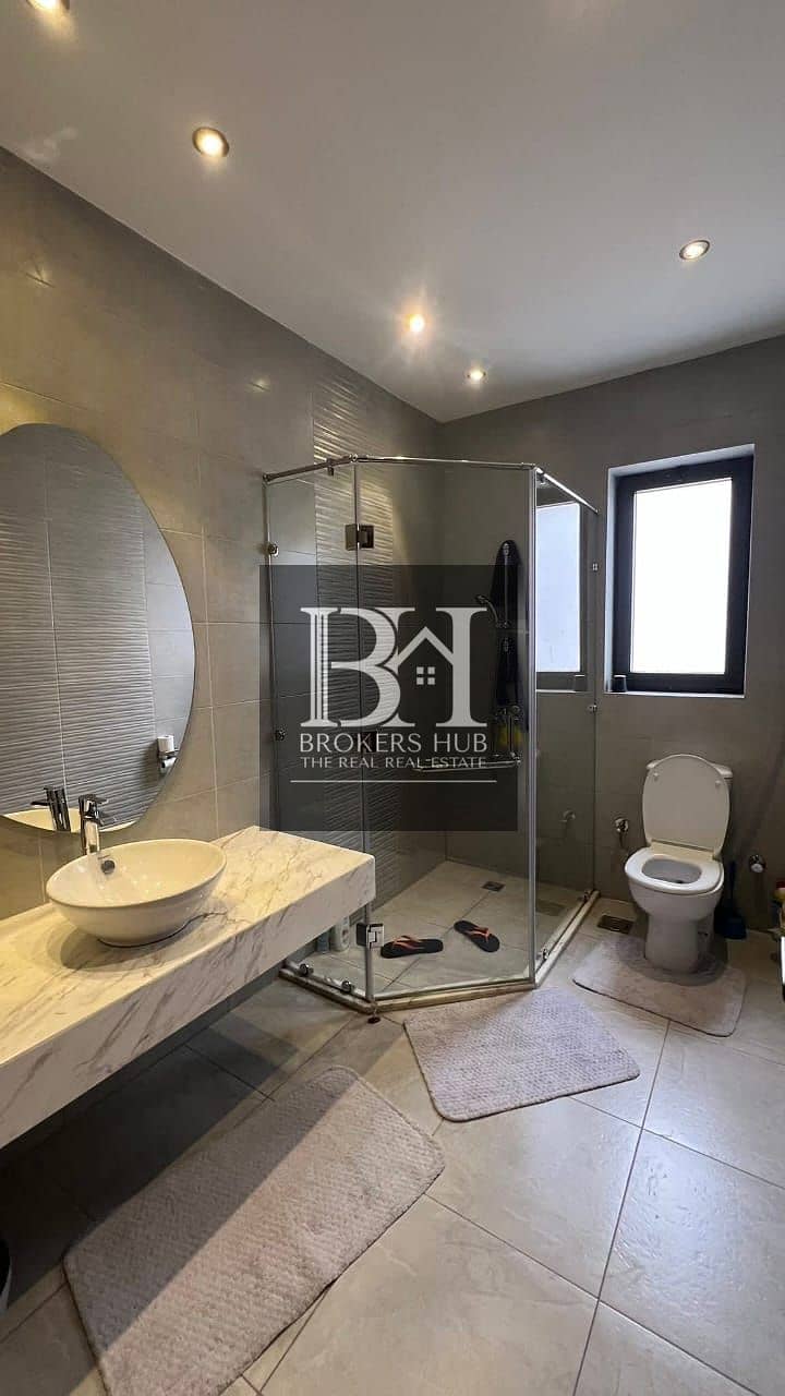 6 babdd449-e2e8-49a5-984d-899116e0b025. jpeg