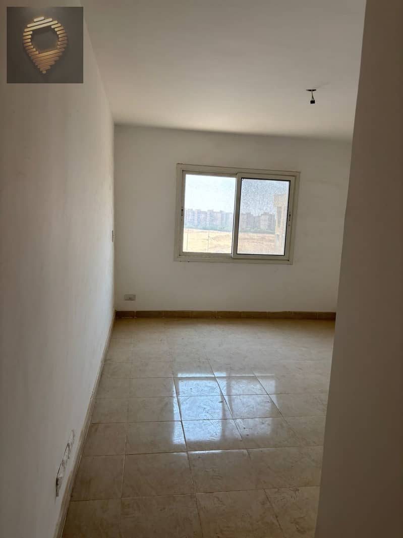 4 WhatsApp Image 2025-10-15 at 12.37. 56_685be5d8. jpg