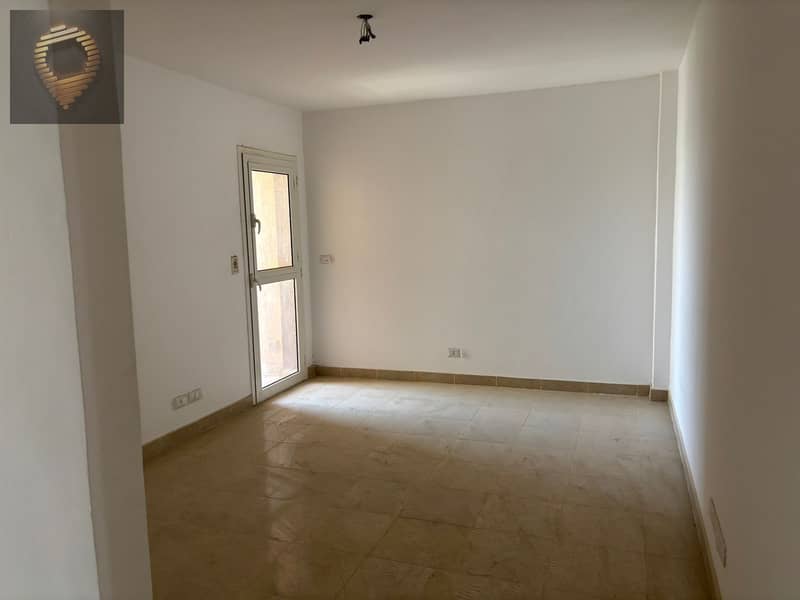 5 WhatsApp Image 2025-10-15 at 12.37. 57_01e1babb. jpg