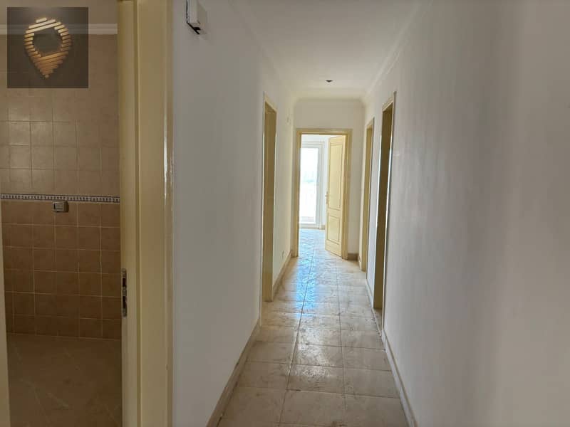 8 WhatsApp Image 2025-10-15 at 12.37. 54_be57a010. jpg