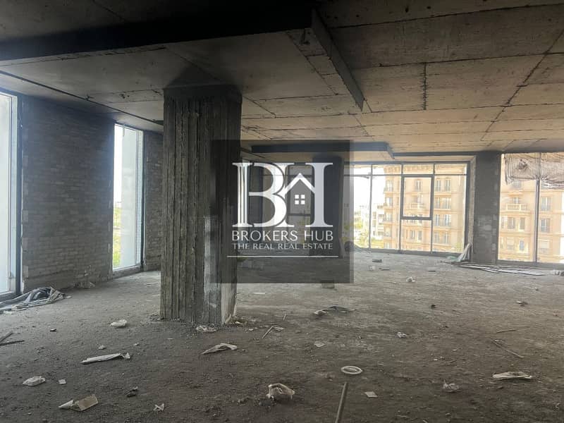 6 29027aa0-5108-474f-92eb-c3c774fac7ed. jpeg