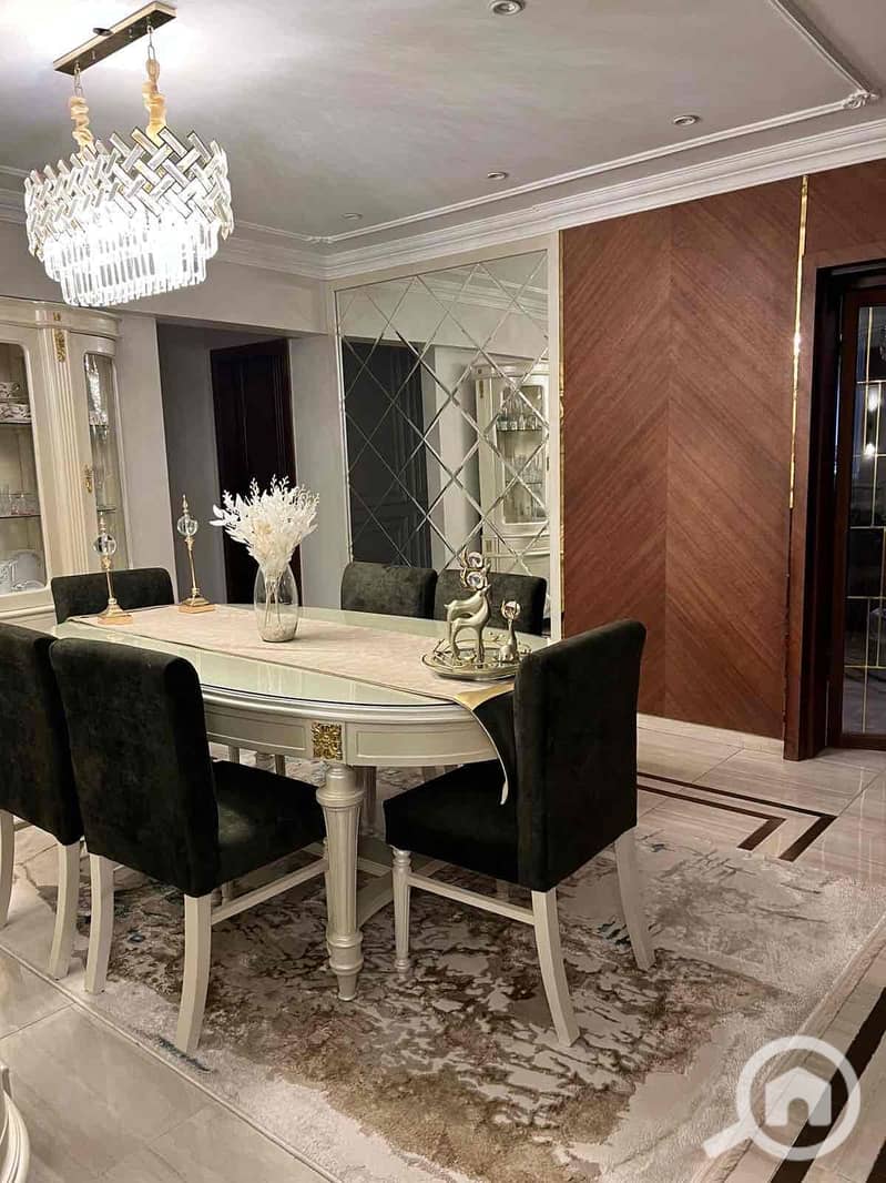 8 be900aed-5b5f-489b-b8af-6abc02f48947. jpg