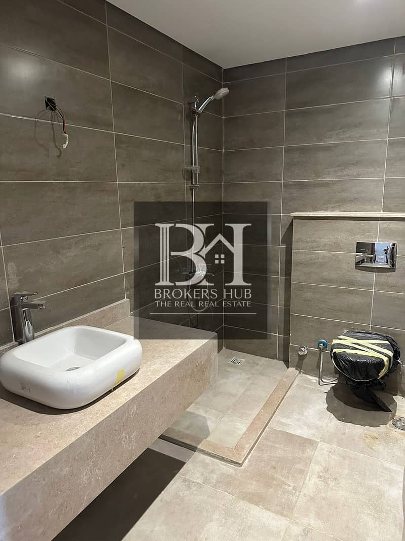 2 1ac0be57-5b52-43ee-9ca4-637e7ffe571d. jpeg