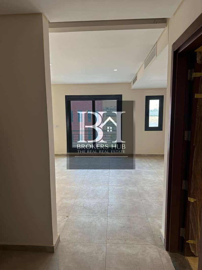 9 b86cb1aa-dd2d-4c0a-8110-3aeb5a7689f5. jpeg