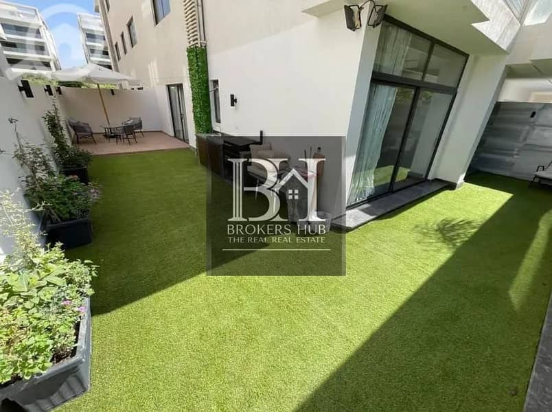 10 d83c4b60-45d4-470e-ab82-bb890e19e4f7. jpeg