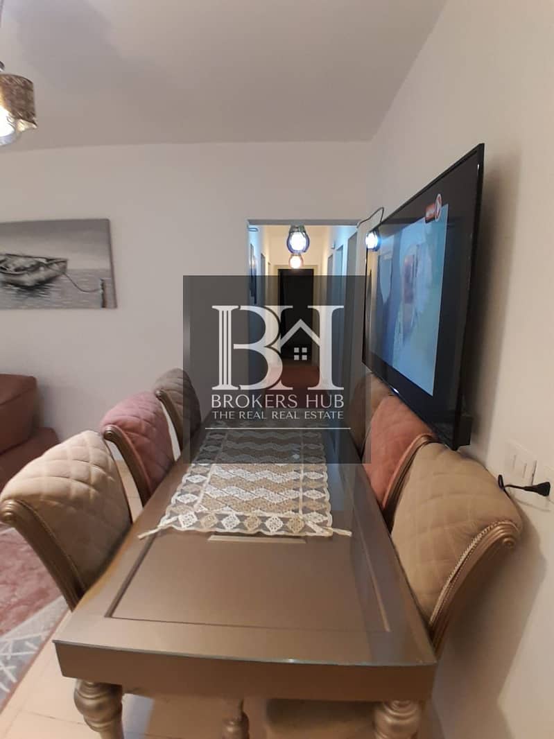 4 5f1f6625-cf5a-4344-9ae3-57f3c69d674b. jpeg