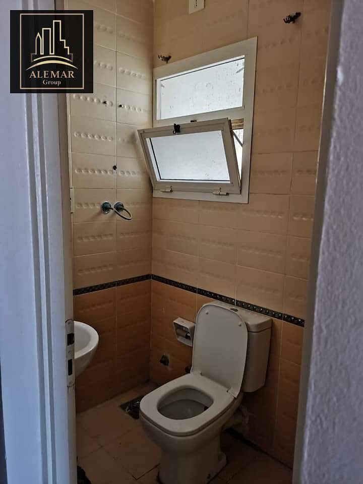 3 63c952cf-1c4a-43f8-b9d8-01ba25d21256. jpg