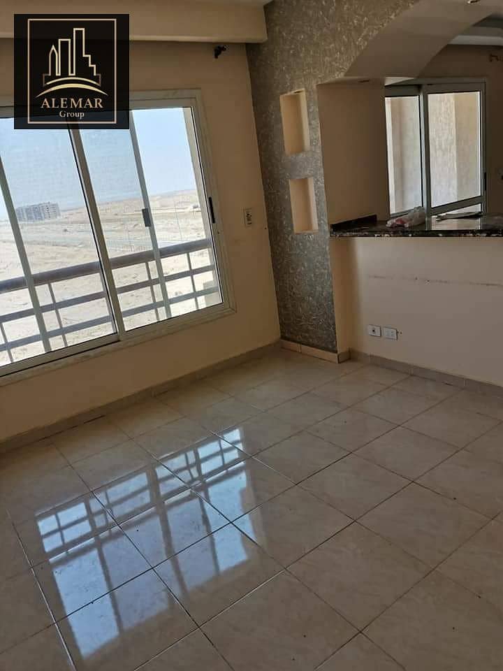 9 ece90cec-4ee3-4318-9a6d-6521818bf182. jpg