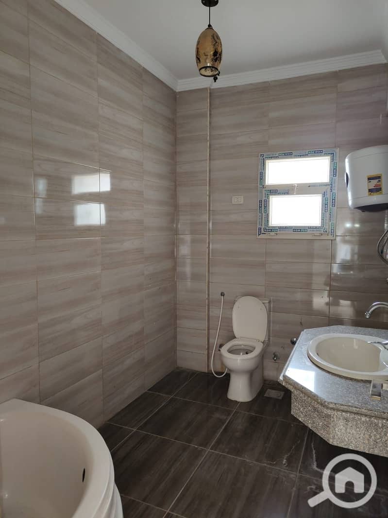 3 WhatsApp Image 2025-11-03 at 18.57. 10 (1). jpeg