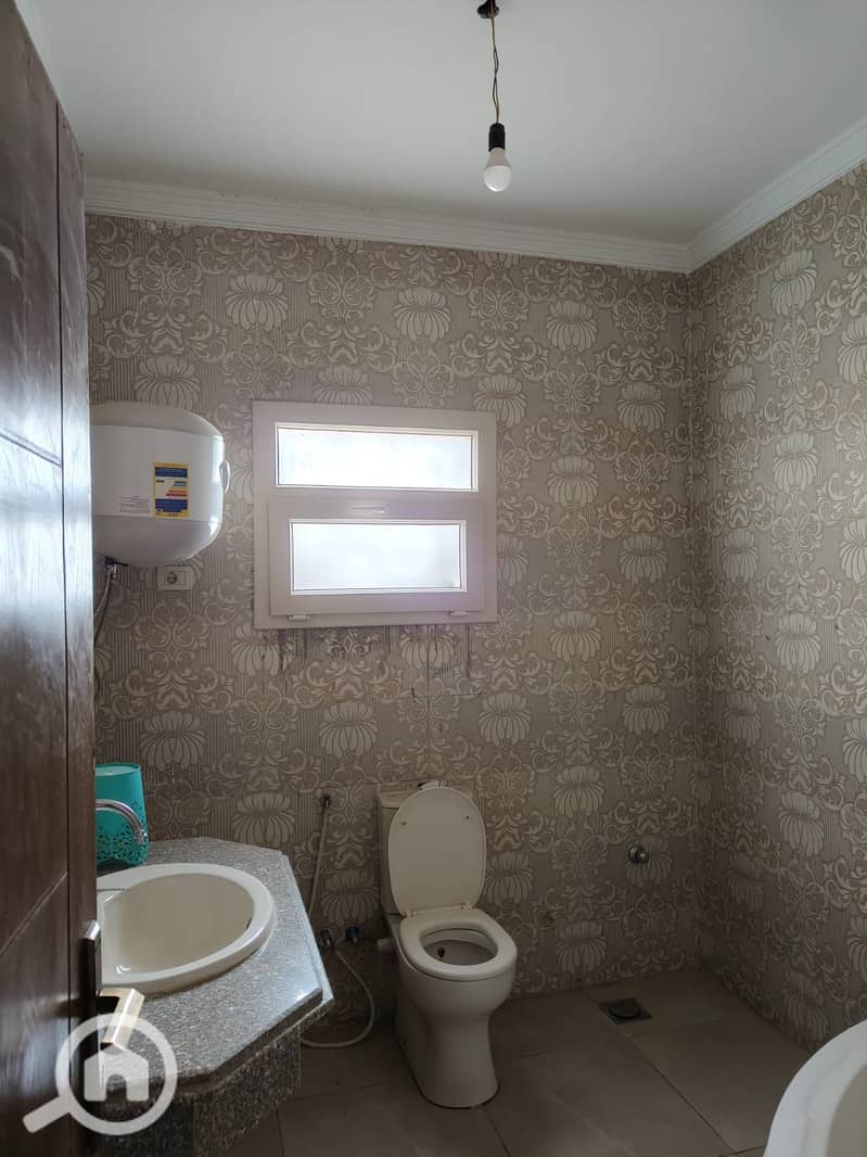 7 WhatsApp Image 2025-11-03 at 18.57. 09 (2). jpeg