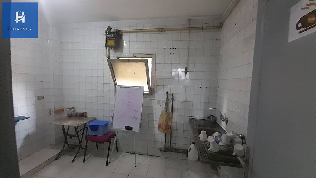 8 مكتب للإيجار فى الدقى 250م قرب محى الدين أبو العز الرئيسى طابق 3 سلم (8). jpg