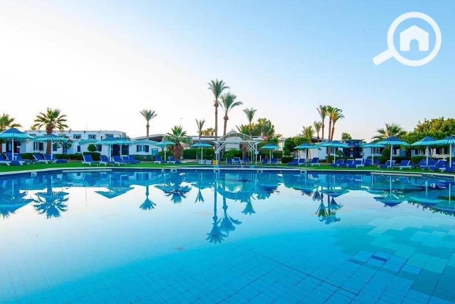 10 FB_IMG_1762189560823. jpg