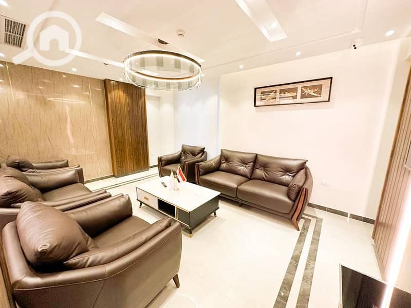 25 WhatsApp Image 2025-11-03 at 2.52. 39 PM (2). jpeg