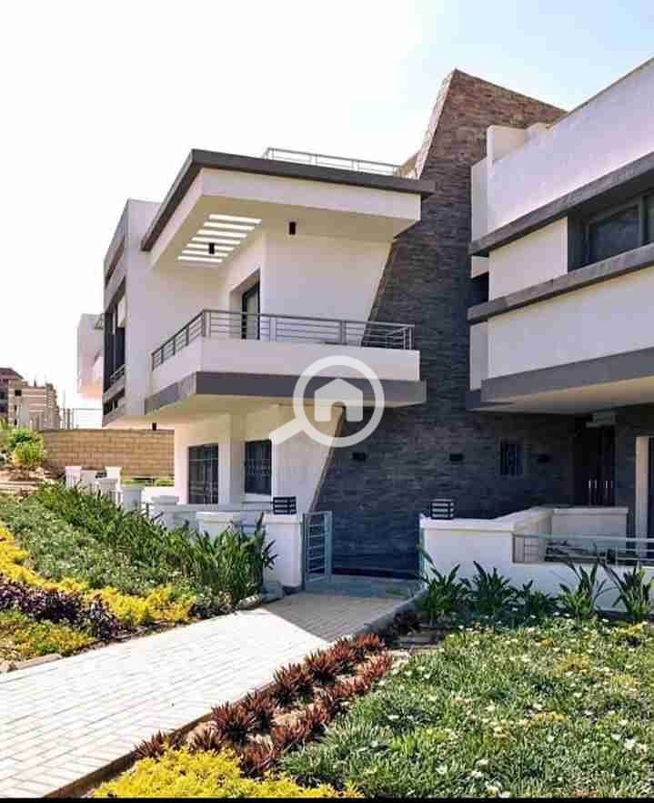 24 IMG_٢٠٢٥١٠٠٣_١٨٠٧٠٧. jpg