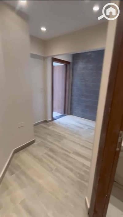 2 Bedroom Roof for Sale in Hadayek October, Giza - IMG_3476. jpg