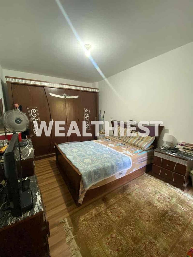 12 e39d2d10-2a47-4aeb-8d6e-ebabb1a19f37. jpg