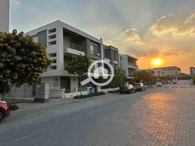 5 Bedroom Twin House for Sale in New Cairo, Cairo - FB_IMG_1761300579151. jpg