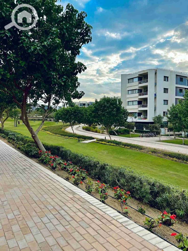 8 FB_IMG_1761988633715. jpg