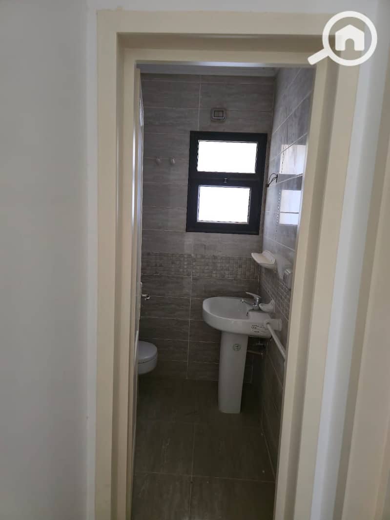 9 WhatsApp Image 2025-11-02 at 8.58. 31 PM (1). jpeg