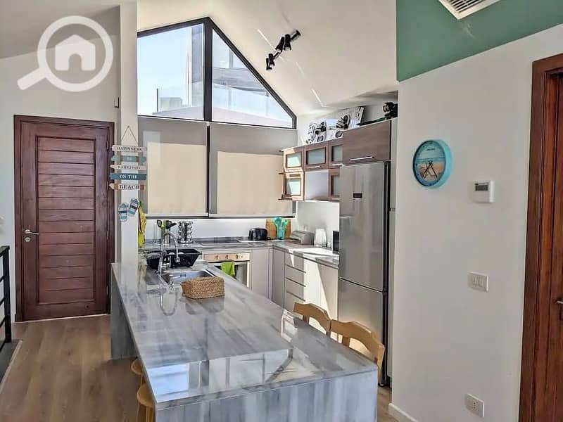 6 571203233_1477146396915774_6382597645367952960_n. jpg