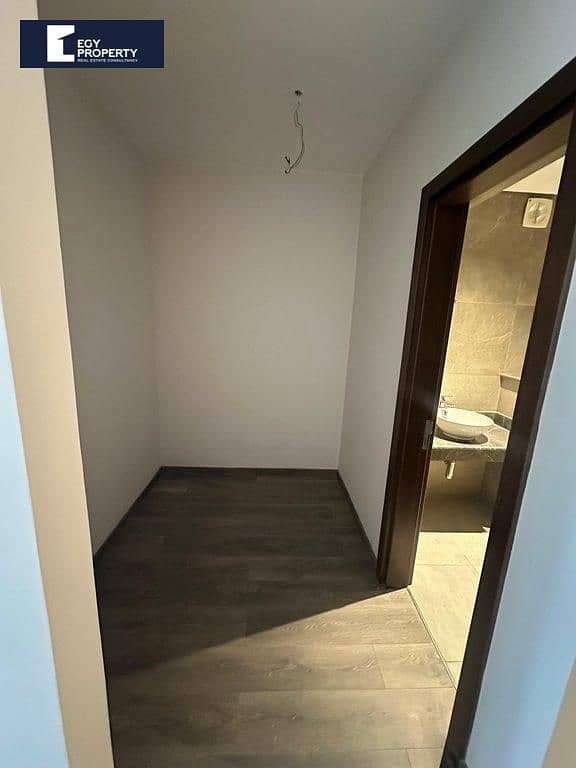 8 _files_WhatsApp Image 2025-10-27 at 7.47. 29 AM. jpeg