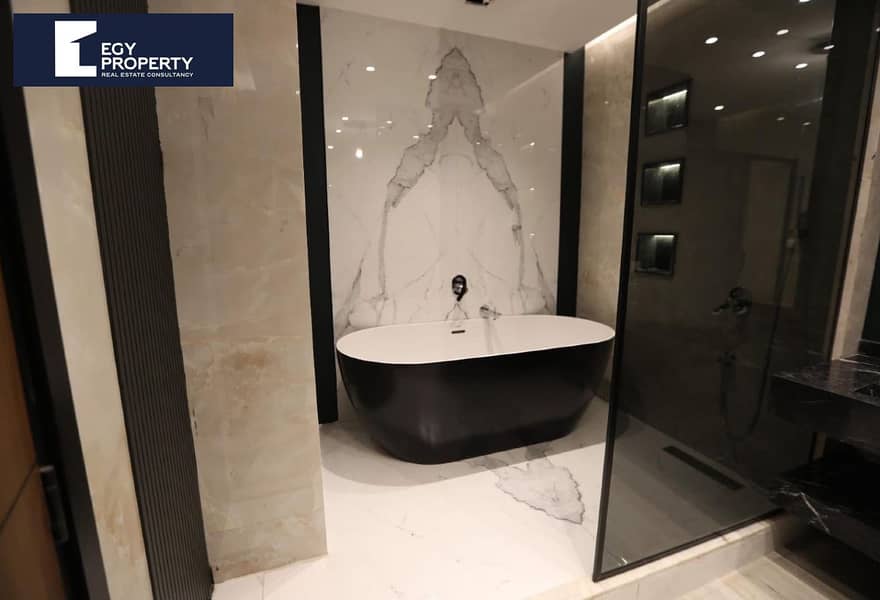 6 98533be6-31b5-47de-a780-3b94a3e0bb85. jpg