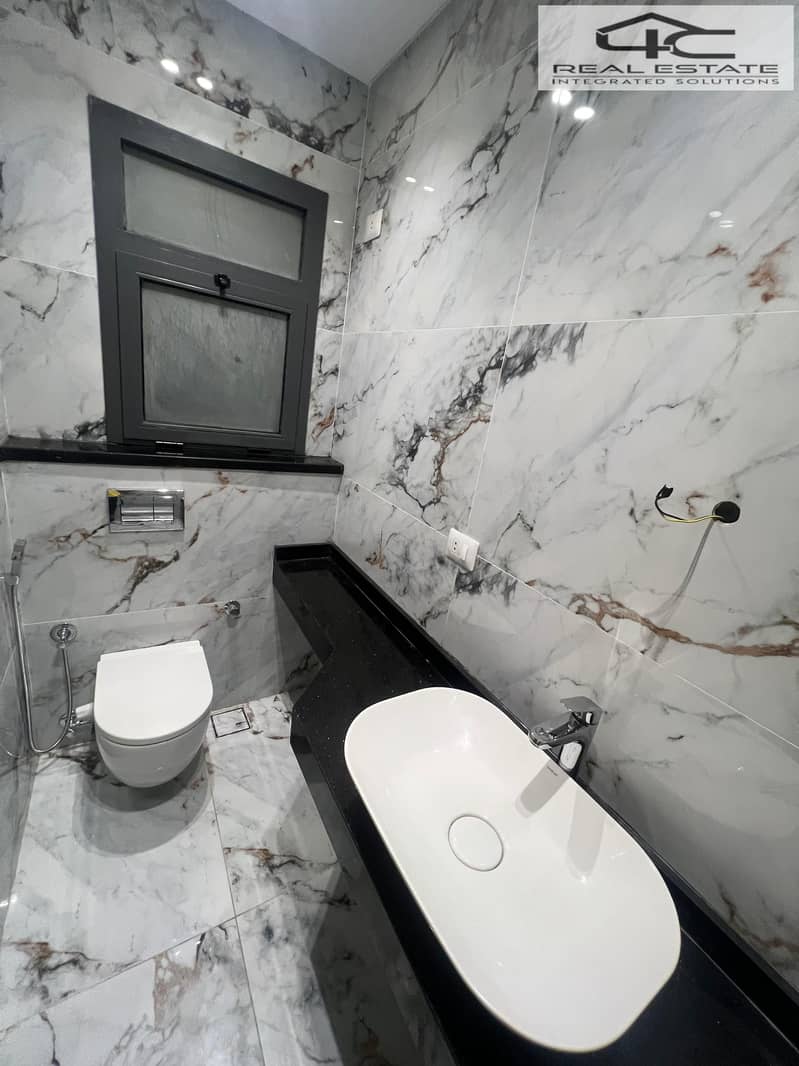 11 WhatsApp Image 2025-10-30 at 12.43. 45 PM. jpeg