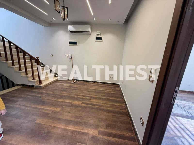 16 fbc46817-500e-406c-b7a6-ac1db4931ed4. jpg